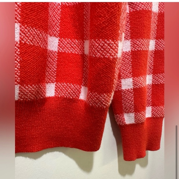 Cardigan Set Pearl Buttons Blood Red
Orange Warm Soft Small - Picture 6 of 7